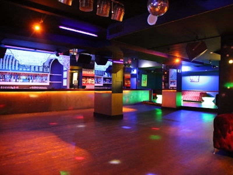 Sala Club - 3