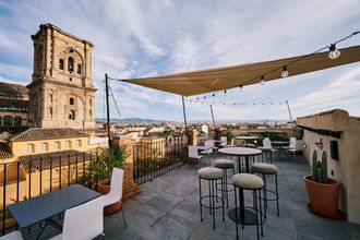 Terraza con vistas a la Catedral de Granada à Granada, espace événementiel à l'heure