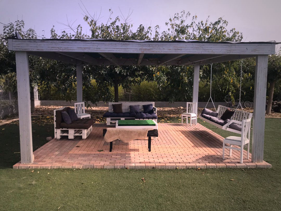 Acogedor Jardín en Casa de Campo Rodeada de Olivos en Biar - 1