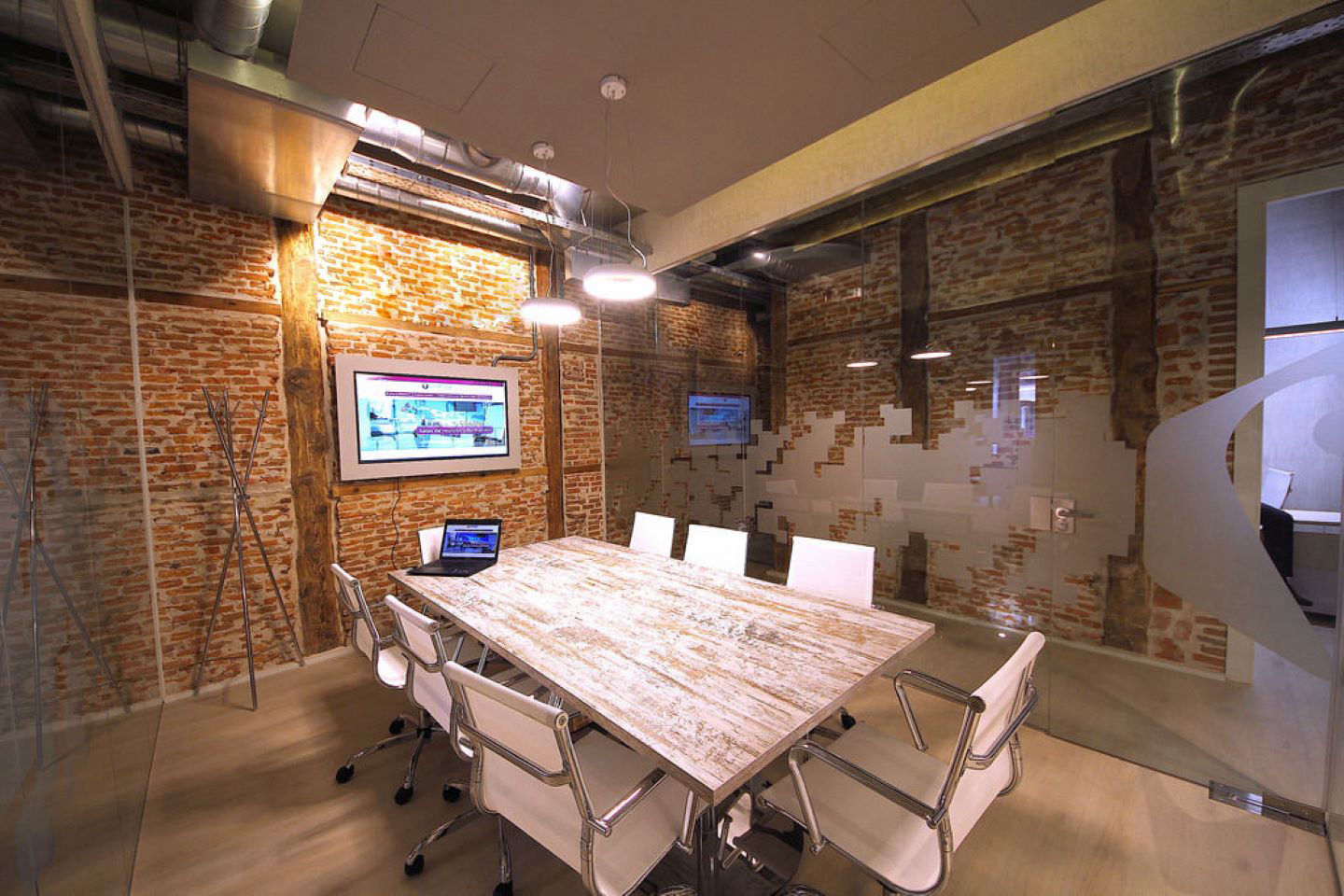 Sala de reuniones céntrica - 1