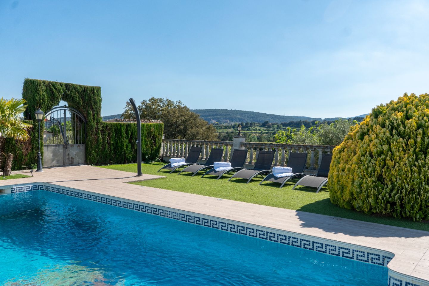 Masía con piscina y vistas a los viñedos en el Penedès - 4