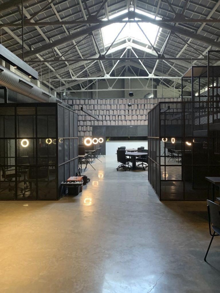 Central Room - 3