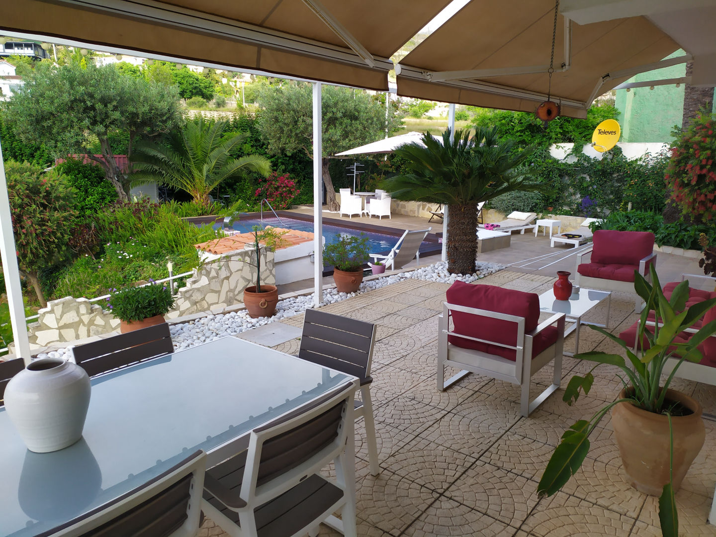 Jardín con piscina, barbacoa y paellero en Gandia - 3