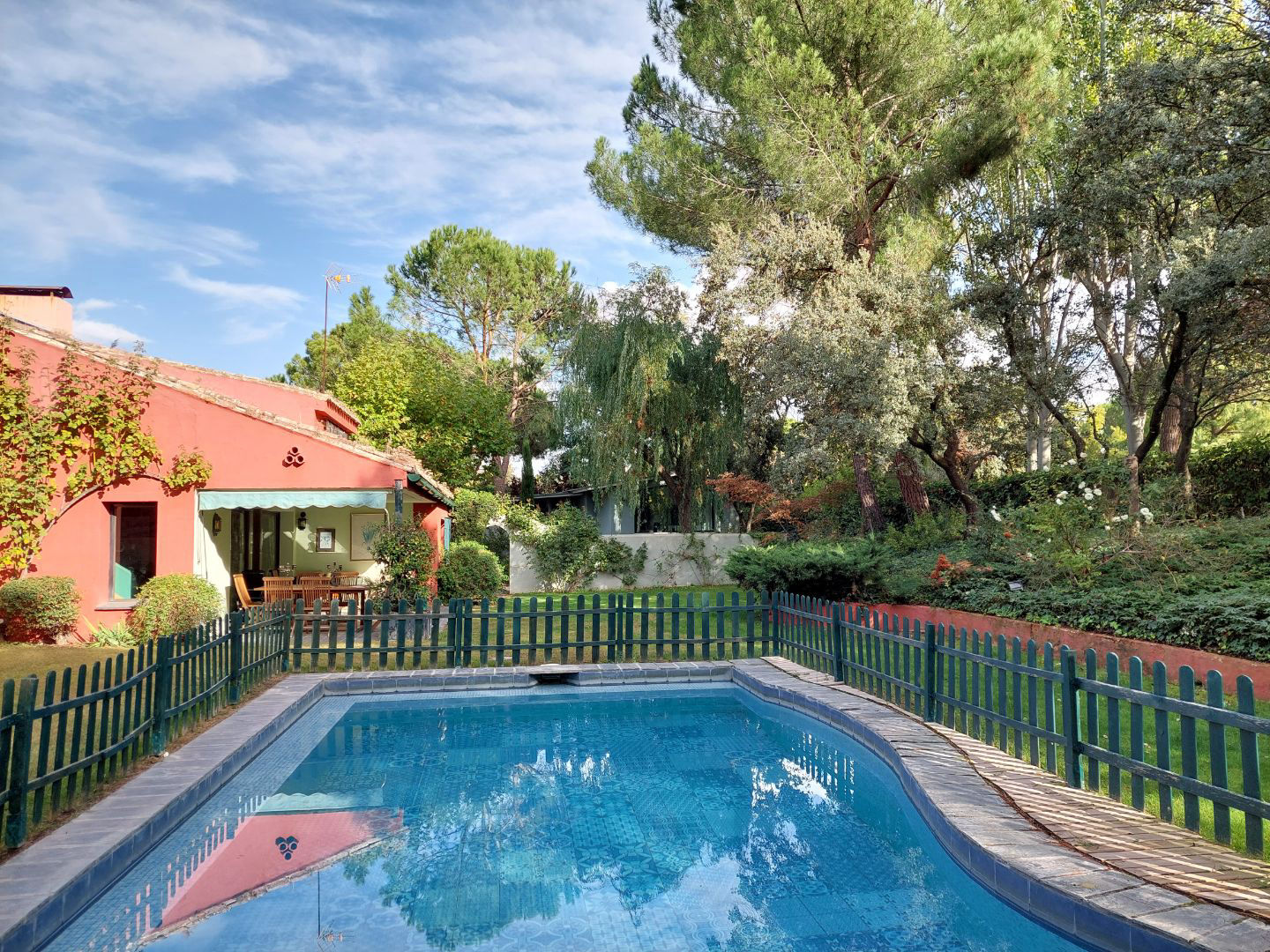 Chalet Elegante Oasis - 2