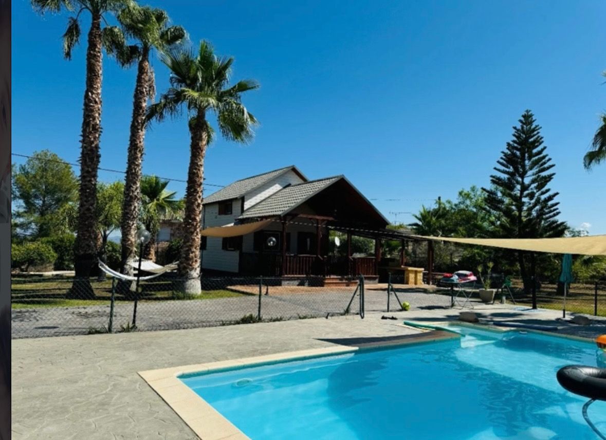 Finca con piscina y jardín tropical cerca de Valencia - 1