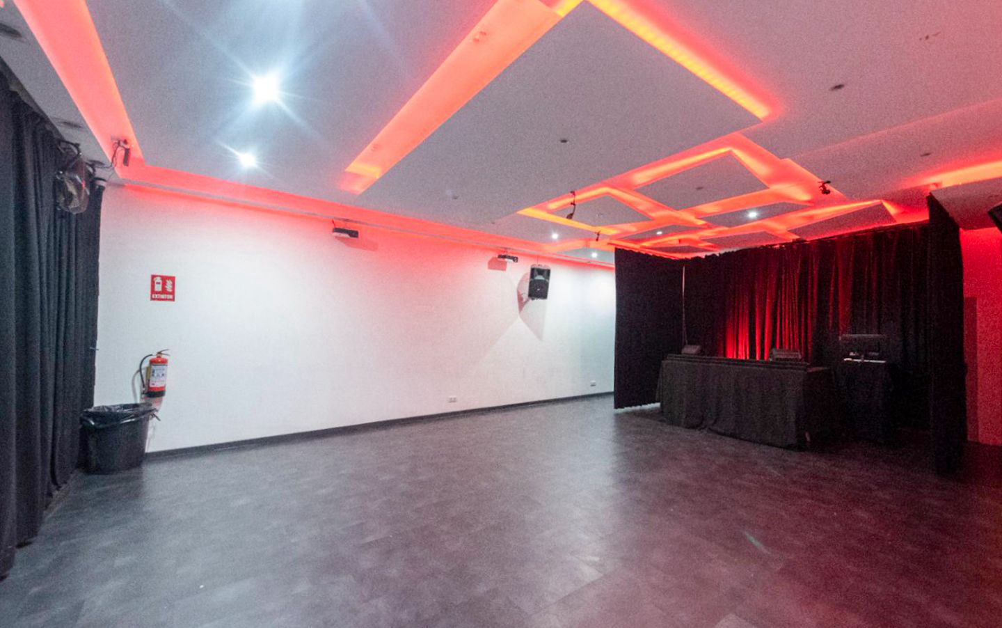 Sala Multiespacio - 3