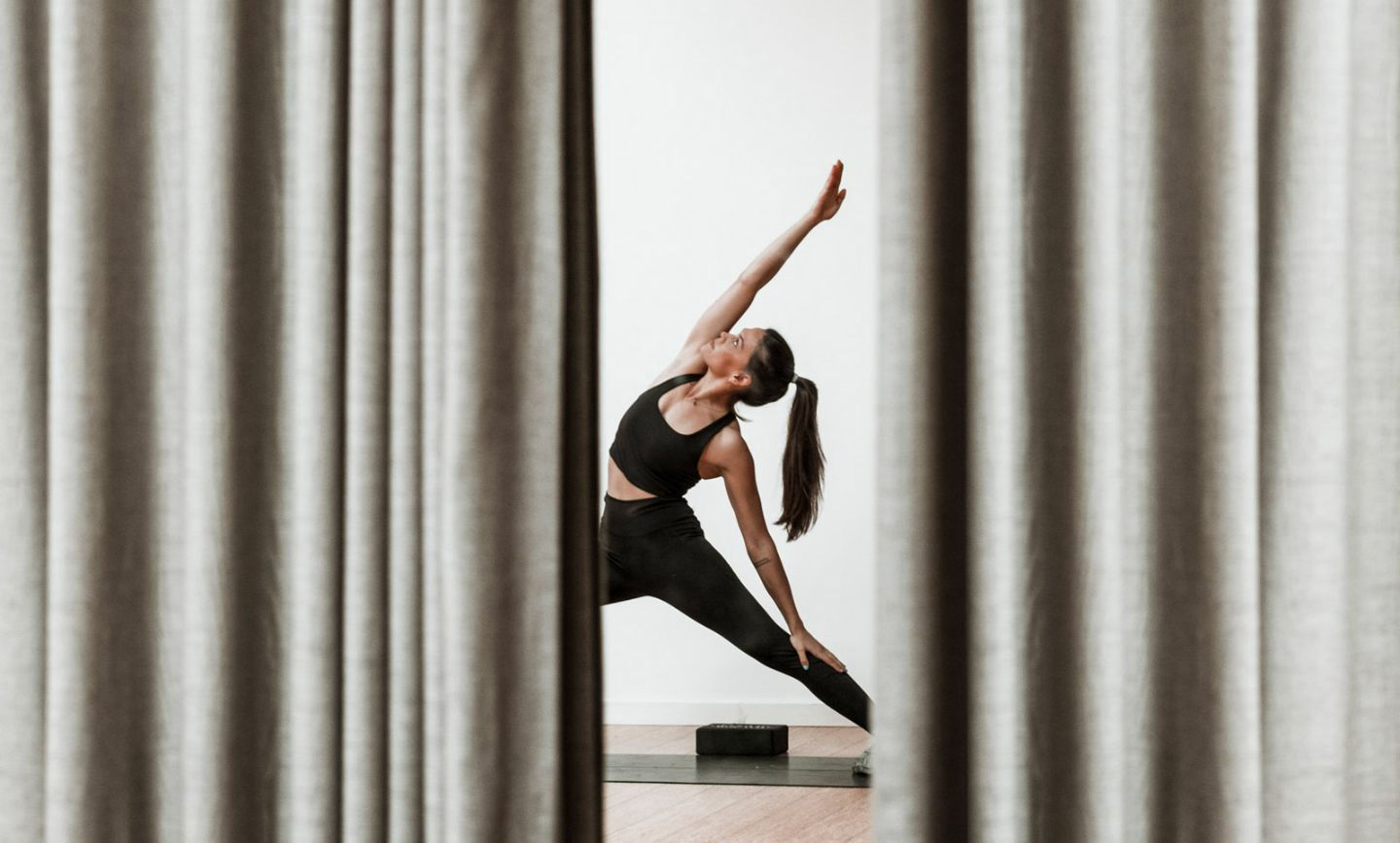 Flowing Room - 1