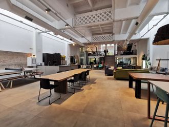 Central con Terraza in Barcelona, hourly event space