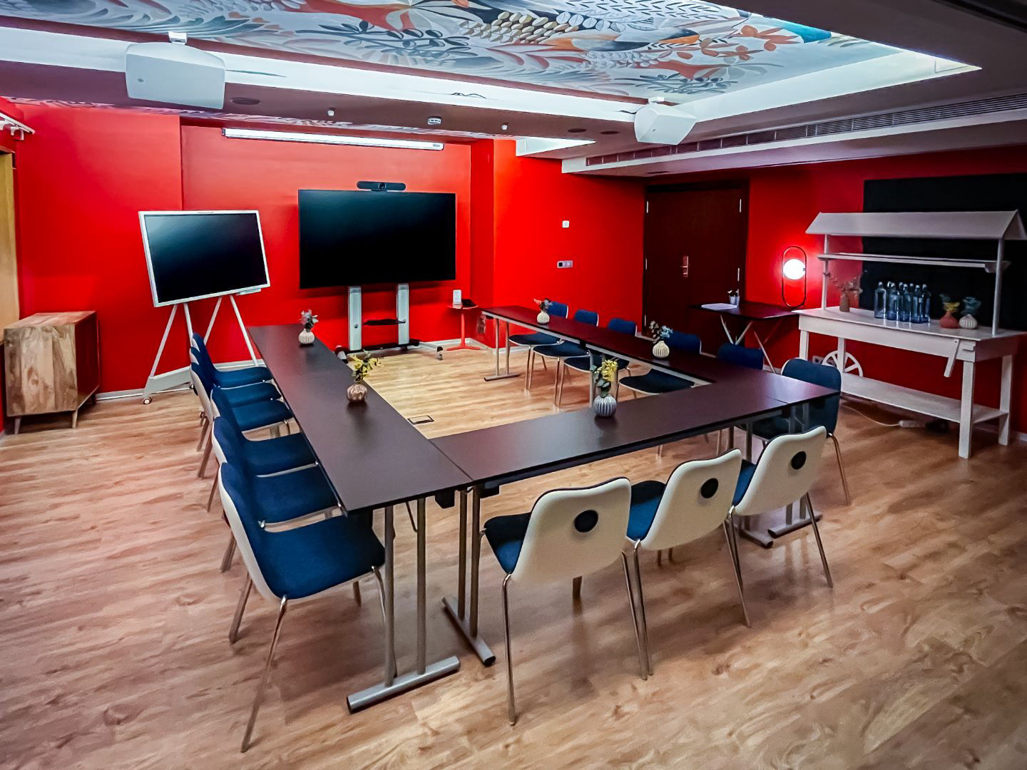 Sala Panot  - 2