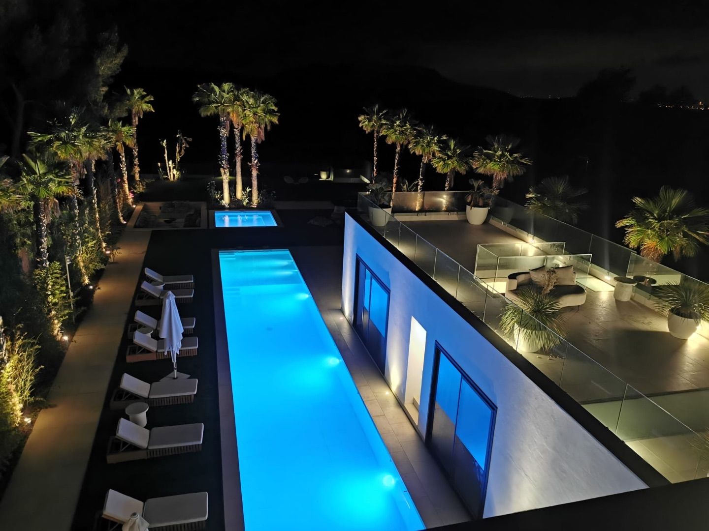 Villa de diseño con piscina en Avinyonet del Penedès - 4