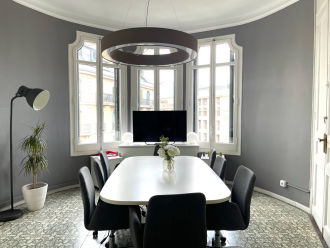 Sala de Reuniones Miró en Barcelona, espacio para eventos por horas