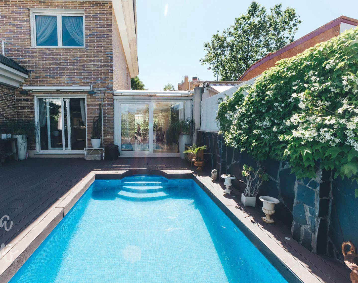 Cool Chalet - 2