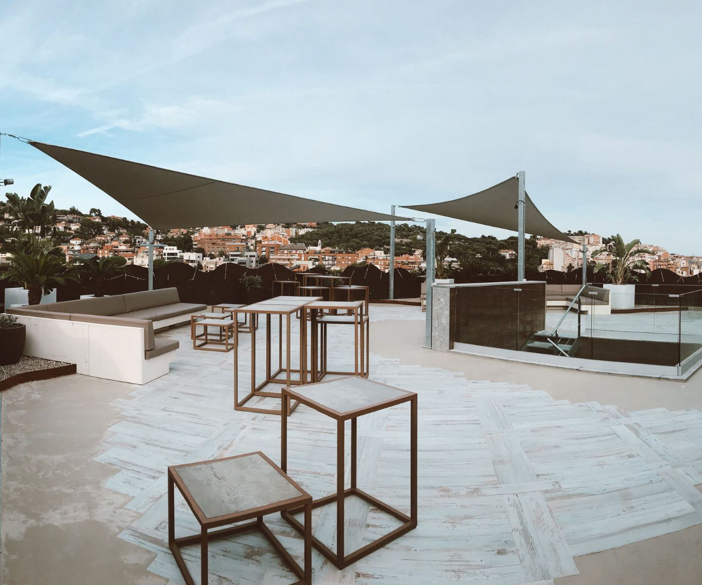 Rooftop Empresarial - 1
