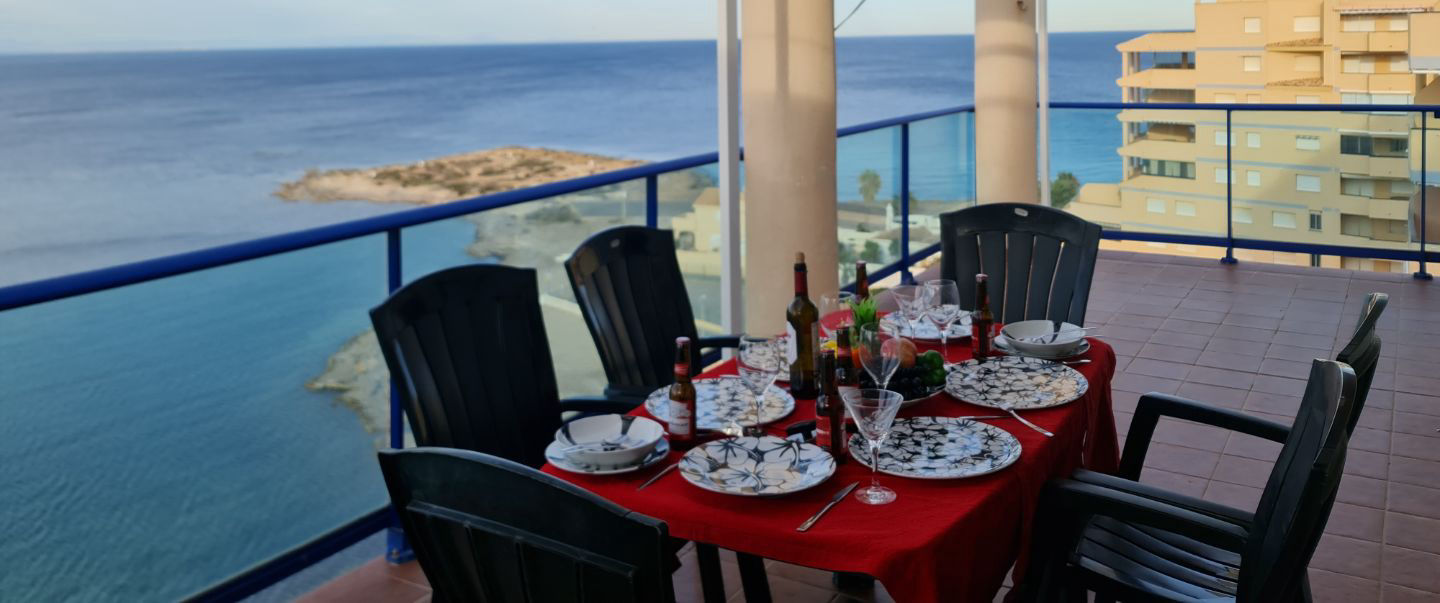 Penthouse con terraza y vistas al mar - 4