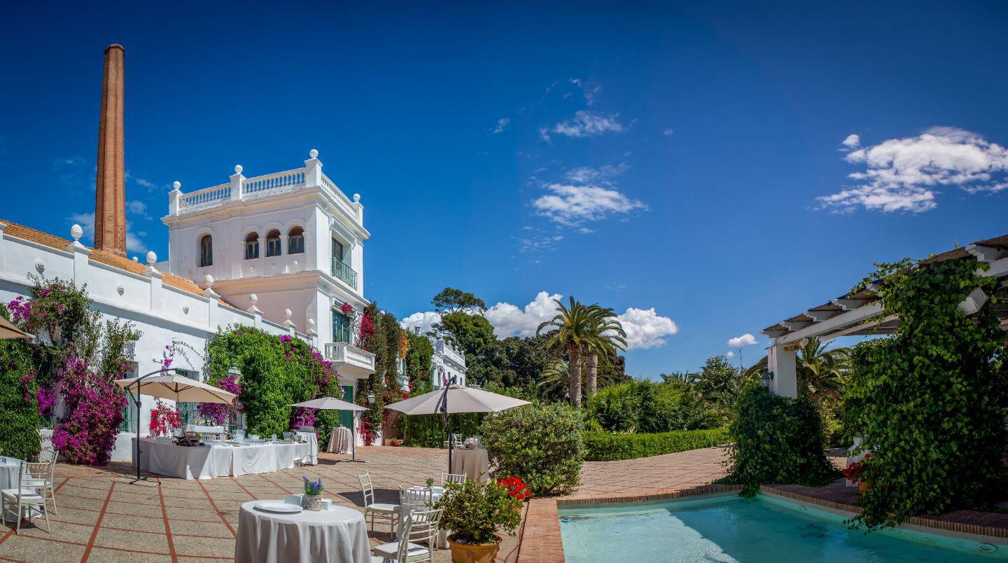 Finca histórica con piscina y salones para bodas cerca de Valencia - 1