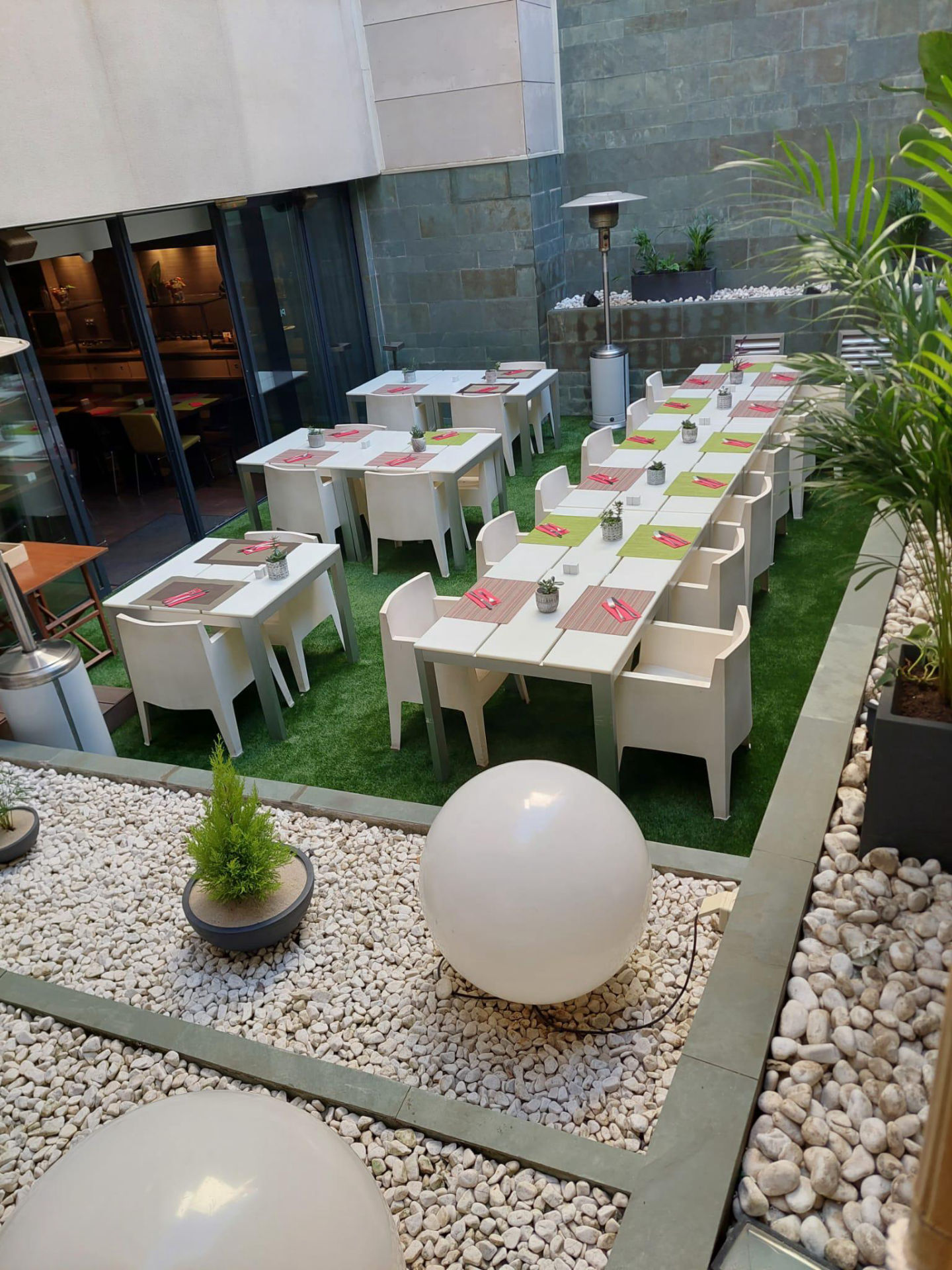 Terraza ideal para celebraciones - 4