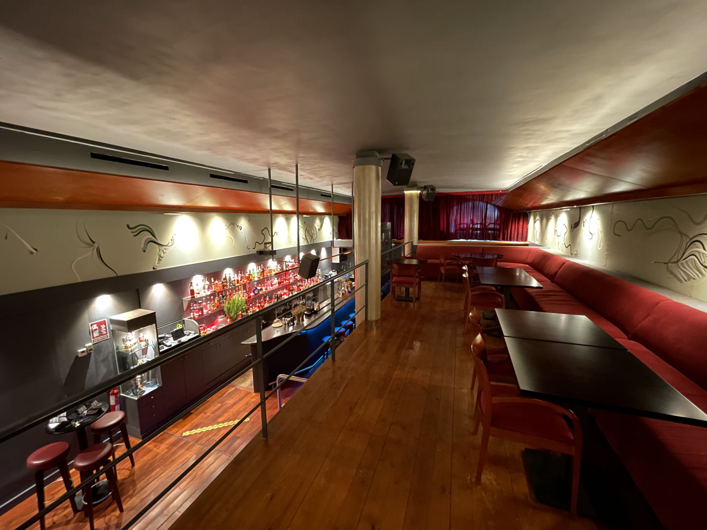 Luminar Lounge - 2