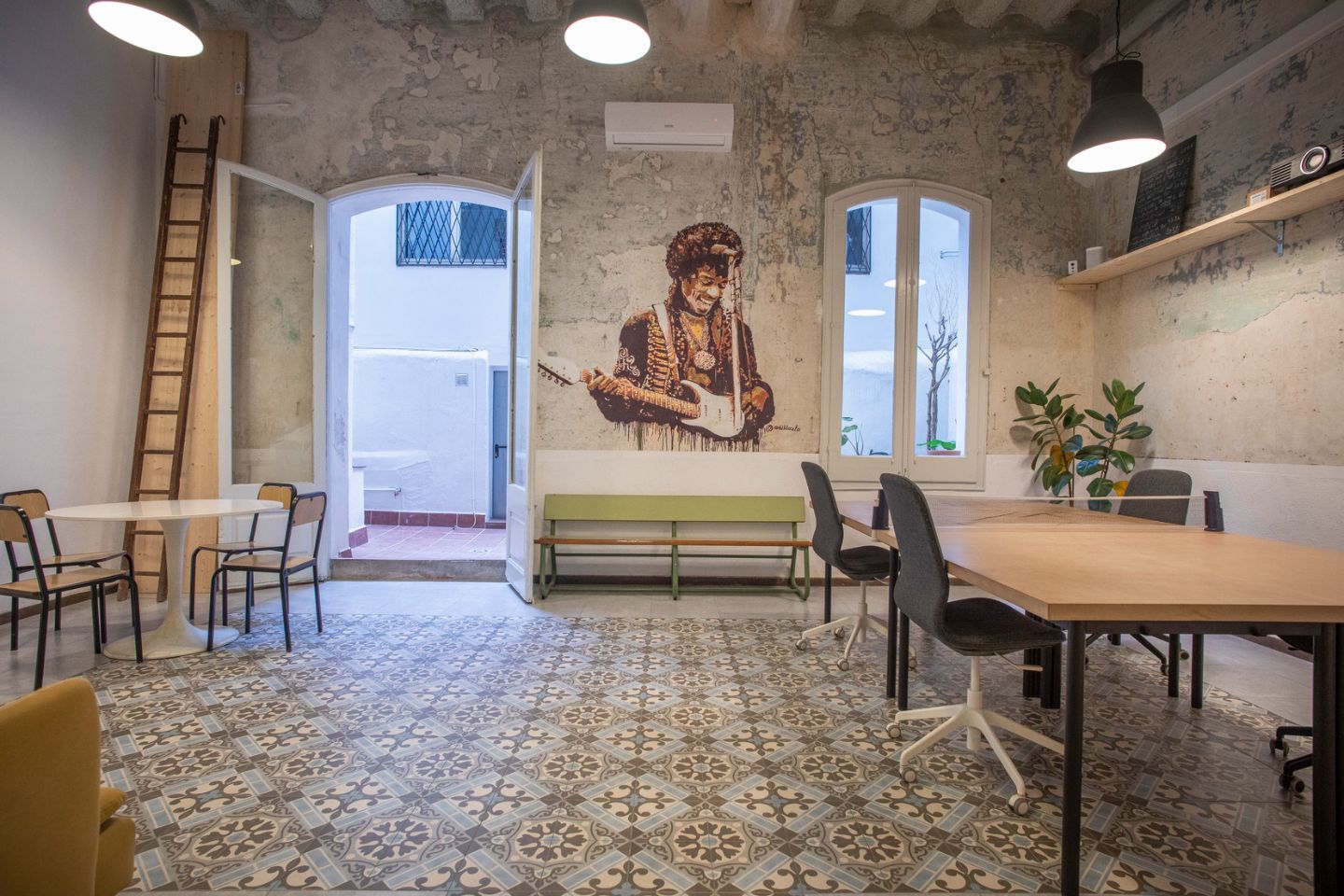 Espacio para reuniones y talleres en el Eixample - 1
