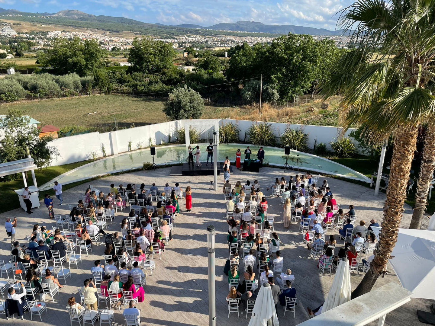 Complejo de eventos y jardines - 4