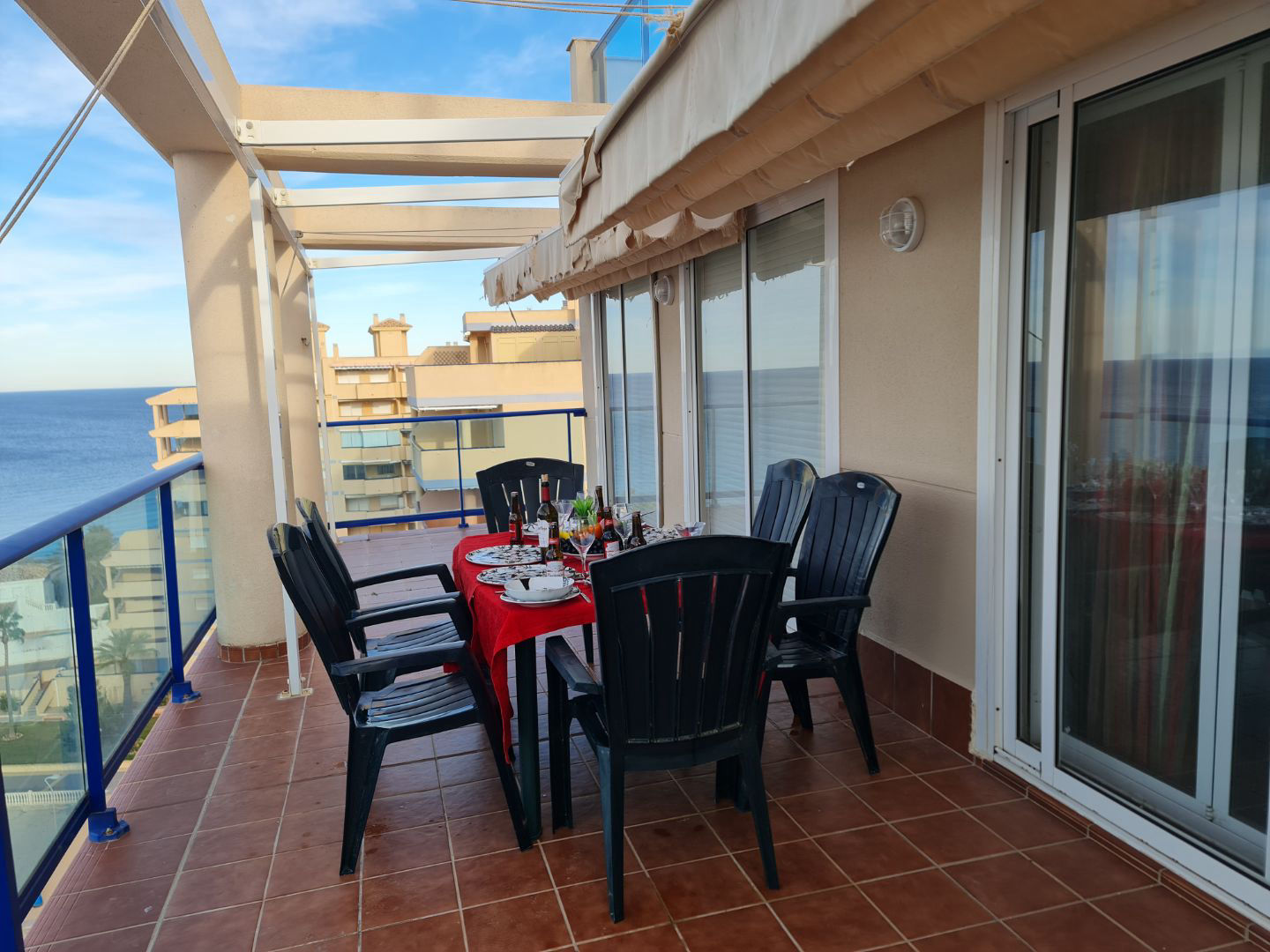Penthouse con terraza y vistas al mar - 2