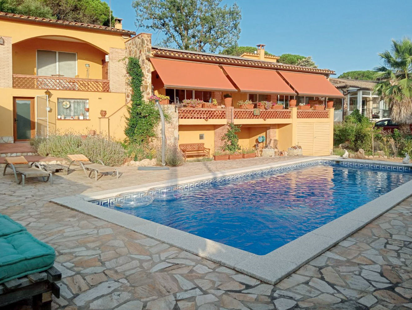 Costa Brava Piscina y barbacoa - 3
