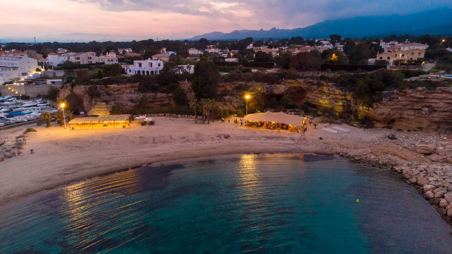 Encuentro en la Playa - 4