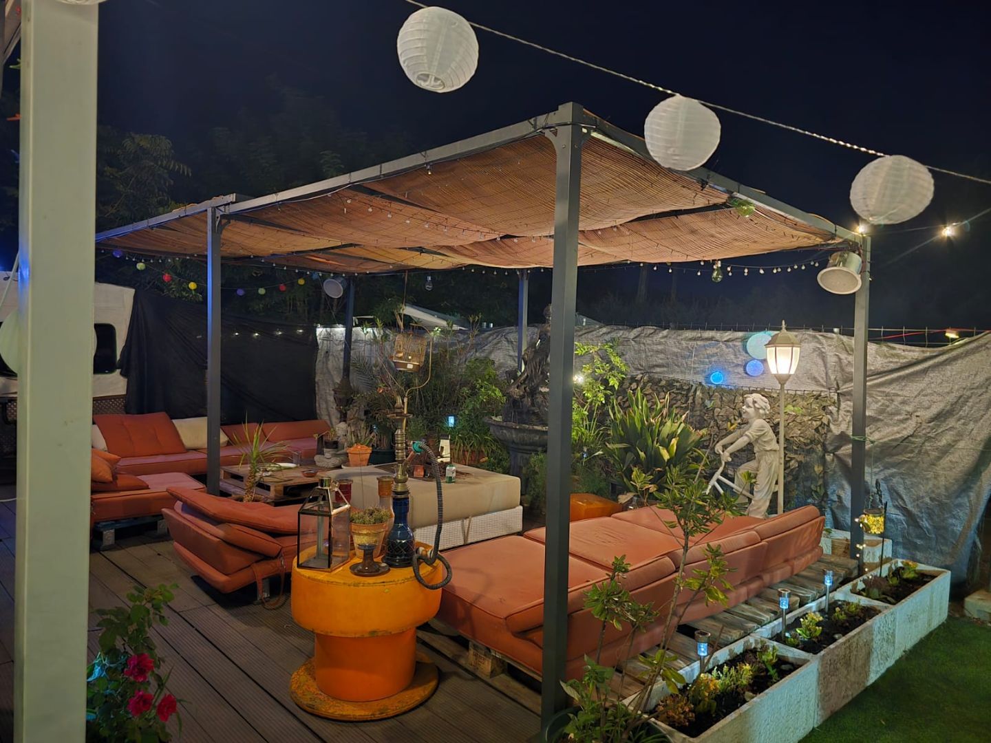 Jardín con carpa, piscina y jacuzzi en Talamanca de Jarama - 2