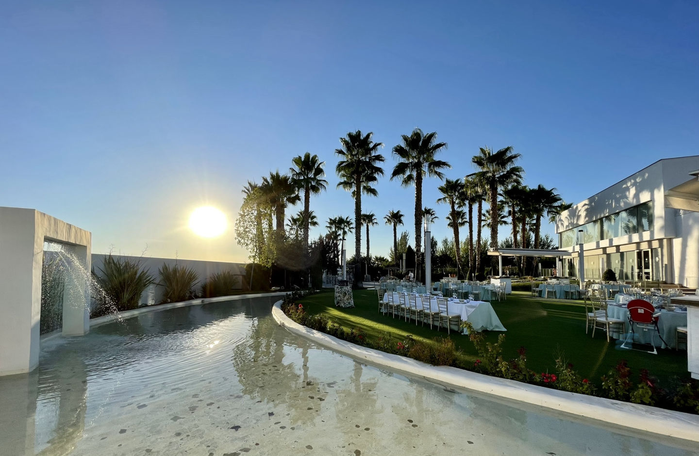 Complejo de eventos y jardines - 1
