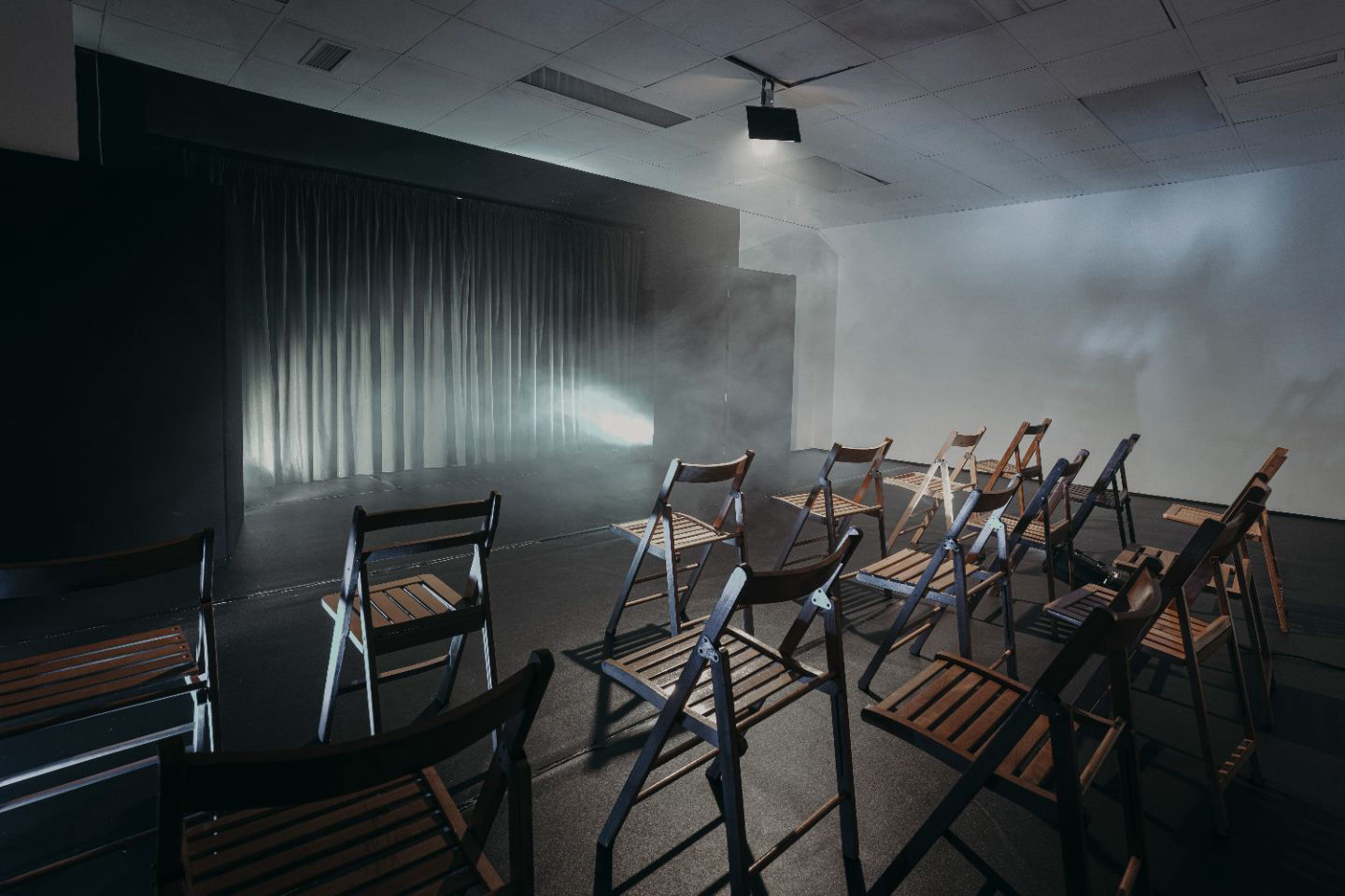Sala Axion - 1